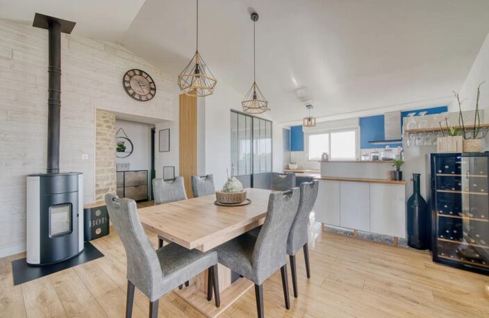 17170 LA RONDE – LONGÈRE RÉNOVÉE – 94 M² – 3 CHAMBRES – PISCINE — photo 5