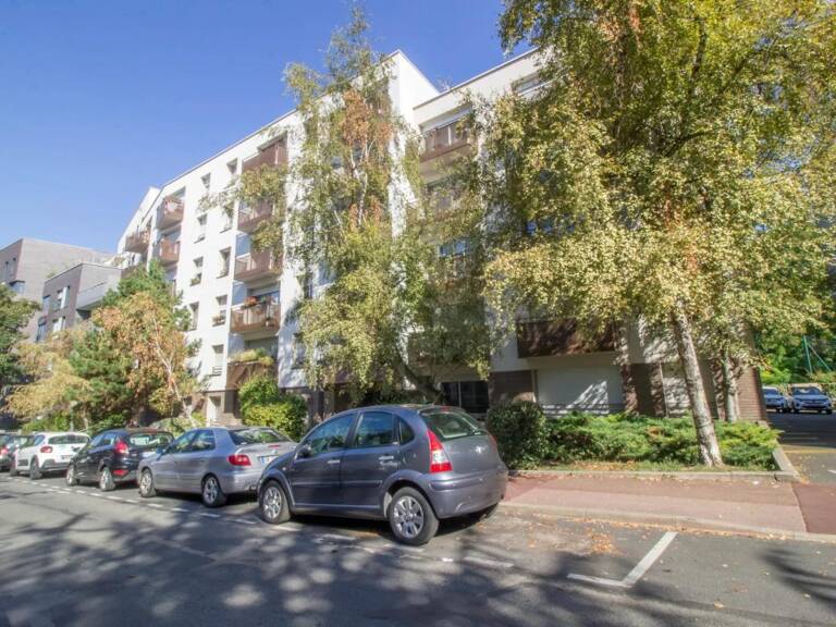 Appartement de 4 pièces de 77 m² à Gentilly — photo 1