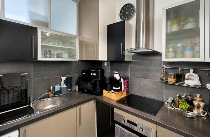 Appartement 3 pièces de 45 m² à Menton — photo 4