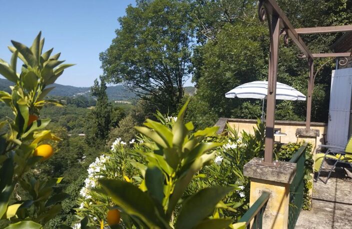Maison périgourdine atypique avec vue spectaculaire — photo 3