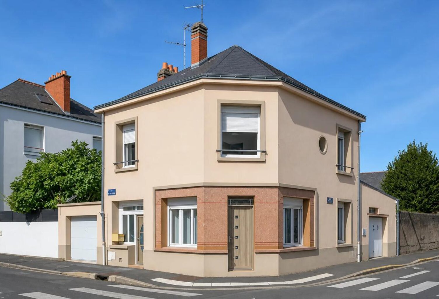 Maison de 6 pièces de 115 m² située à Tours — photo 1
