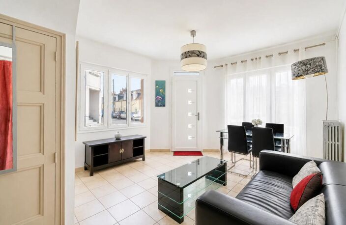 Maison de 6 pièces de 115 m² située à Tours — photo 2