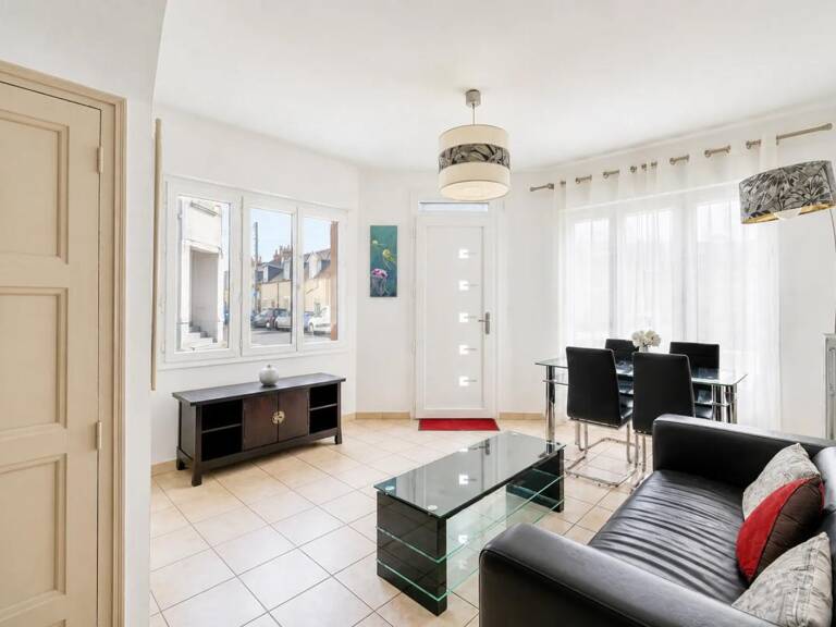 Maison de 6 pièces de 115 m² située à Tours — photo 1