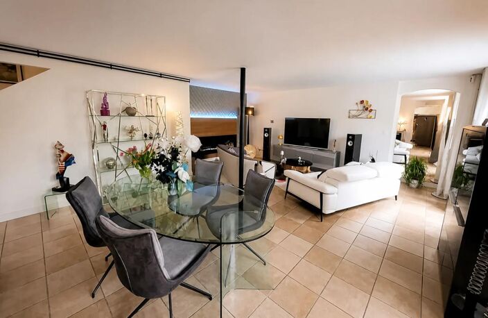 Appartement 4 pièces de 109 m² à Crouy-Saint-Pierre — photo 3