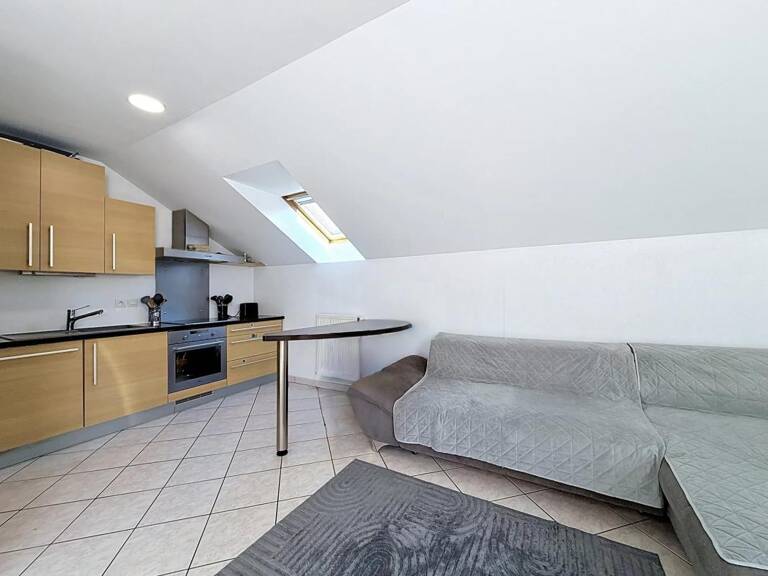 T3 Vue Salève au cœur d'Archamps, 62 m2,  Balcon, Garage, Cave — photo 1