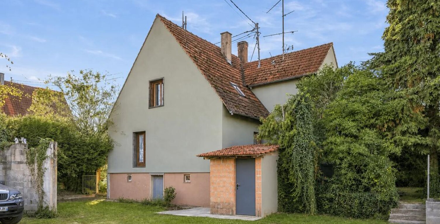 67250 KUTZENHAUSEN – 153 M² HABITABLES – 1630 M² DE TERRAIN – 2 ENTRÉES INDÉPENDANTES – POSSIBILITÉ DE 2 LOGEMENTS – COMBLES – CAVE – FORT POTENTIEL DE RÉNOVATION — photo 1