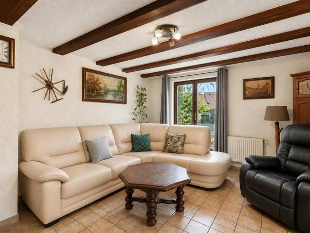 67250 KUTZENHAUSEN – 153 M² HABITABLES – 1630 M² DE TERRAIN – 2 ENTRÉES INDÉPENDANTES – POSSIBILITÉ DE 2 LOGEMENTS – COMBLES – CAVE – FORT POTENTIEL DE RÉNOVATION — photo du bien