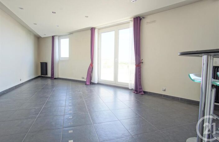 T4 — photo 2