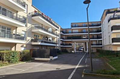 Appartement À Louer + Parking — photo du bien