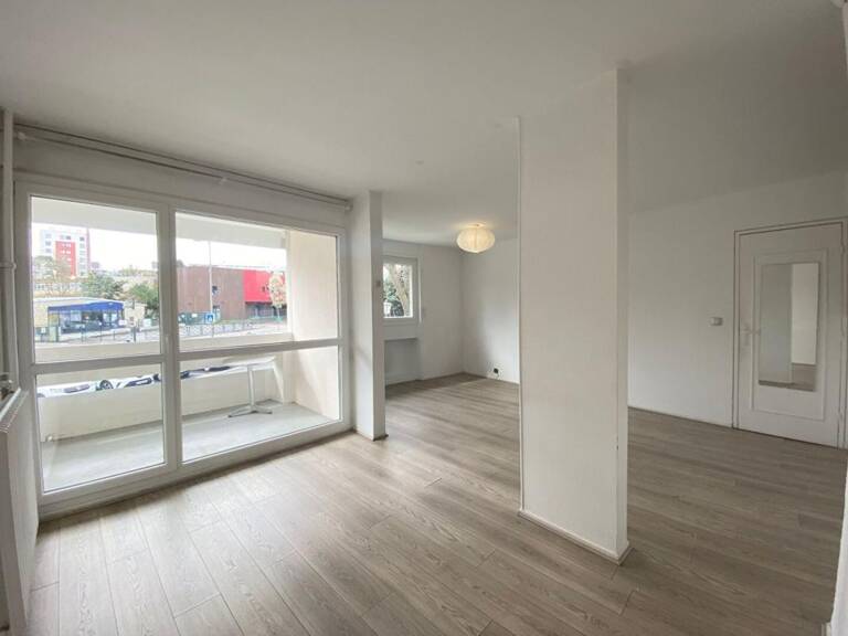 Appartement Franconville 1 pièce(s) 38.98 m2 + parking et cave — photo 1
