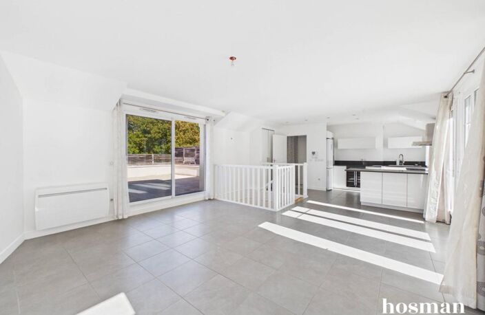 Duplex 4 pièces au dernier étage avec terrasse et balcon - Grande Rue, Sèvres — photo 2
