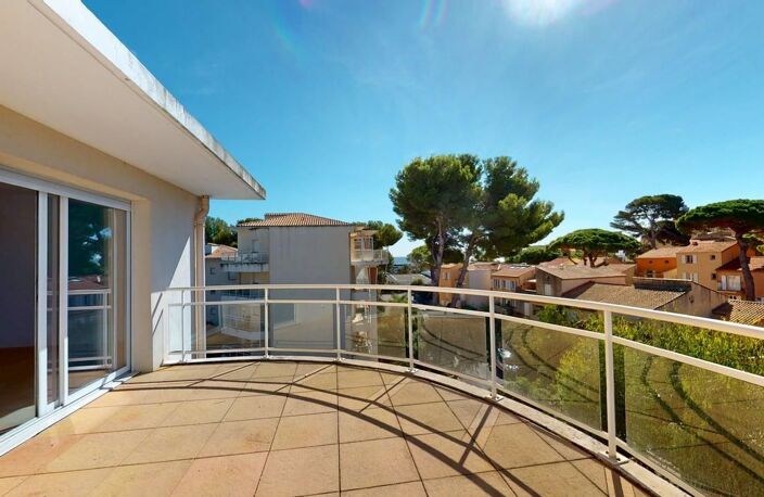 Le port - T3 dans résidence de standing avec belle terrasse — photo 2
