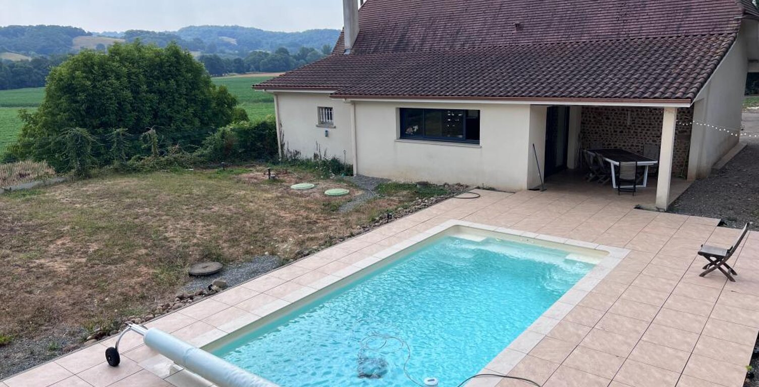 Maison corps de ferme rénové secteur Simacourbe — photo 1