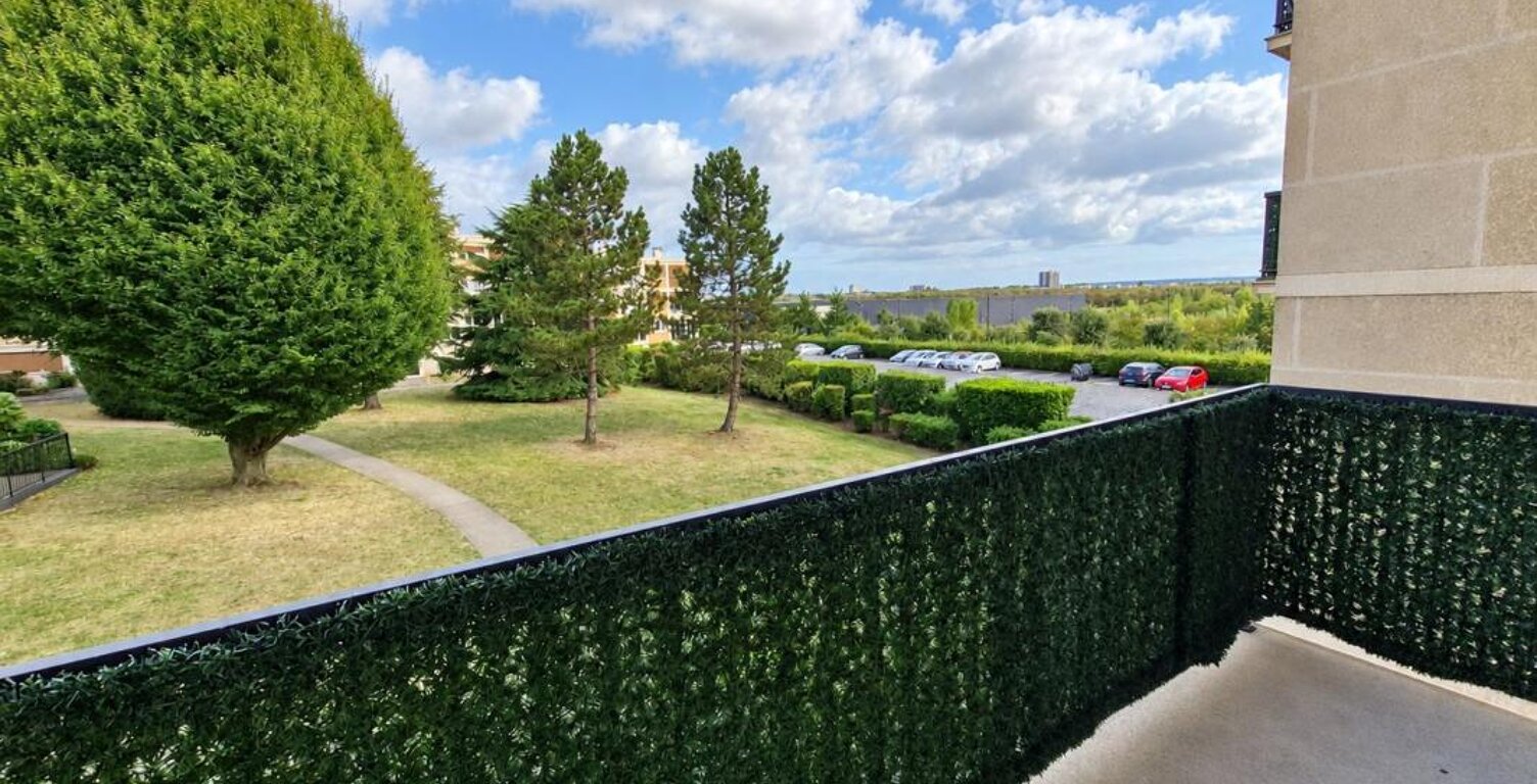 Appartement À Louer — photo 1