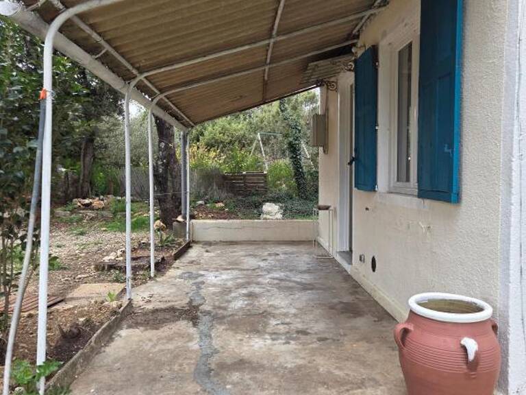 AUPS Ancien cabanon 35 m² rénové sur 340 m² terrain — photo 1