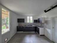 AUPS Ancien cabanon 35 m² rénové sur 340 m² terrain — photo 2