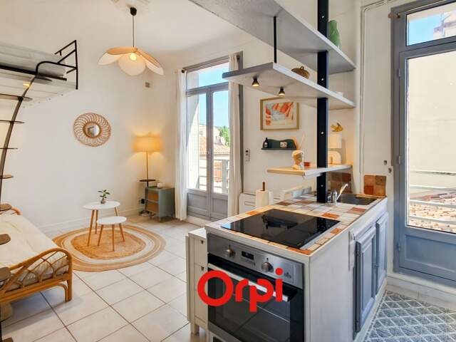 Magnifique appartement meublé de type 2 d'environ 28m² au centre ville de Bandol — photo du bien