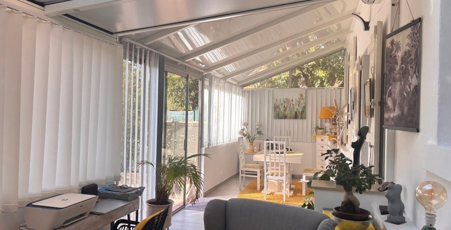 Appartement À Vendre — photo 1