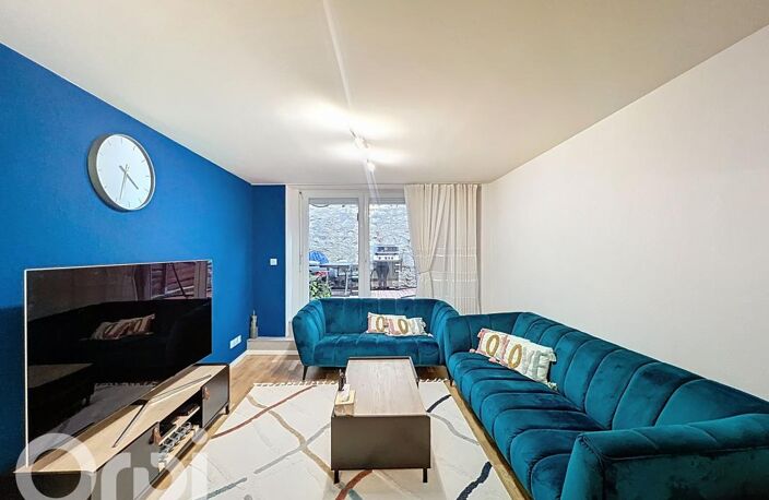 Maison mitoyenne T5 avec une terrasse et 2 places de stationnement — photo 2