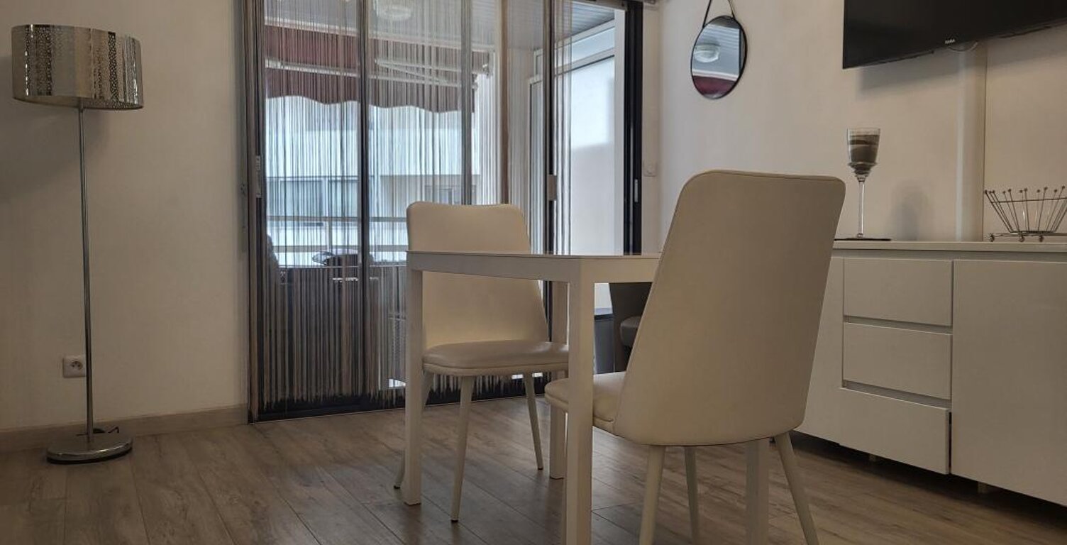 Appartement À Vendre — photo 1