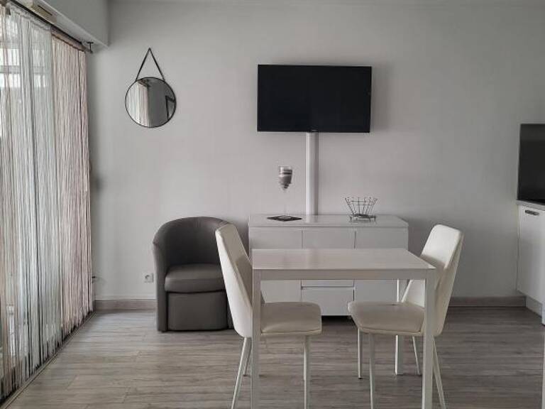 Appartement À Vendre — photo 1
