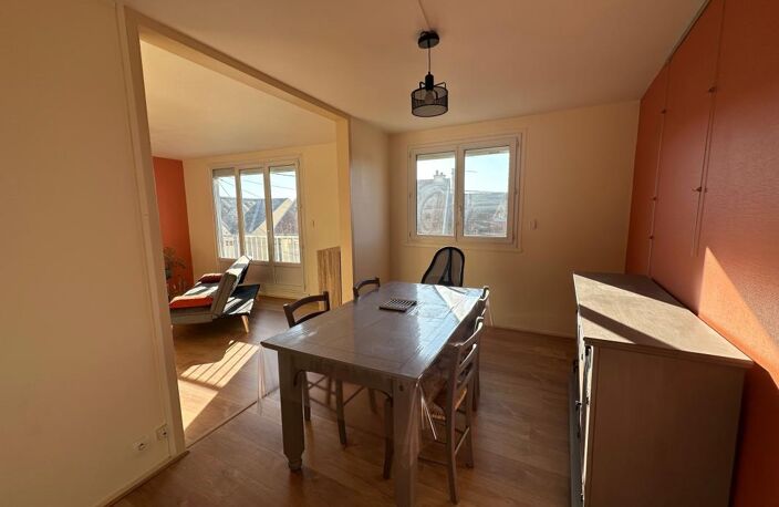   T3 MEUBLÉ – SECTEUR OUEST / FRANÇOIS PERRIN — photo 2