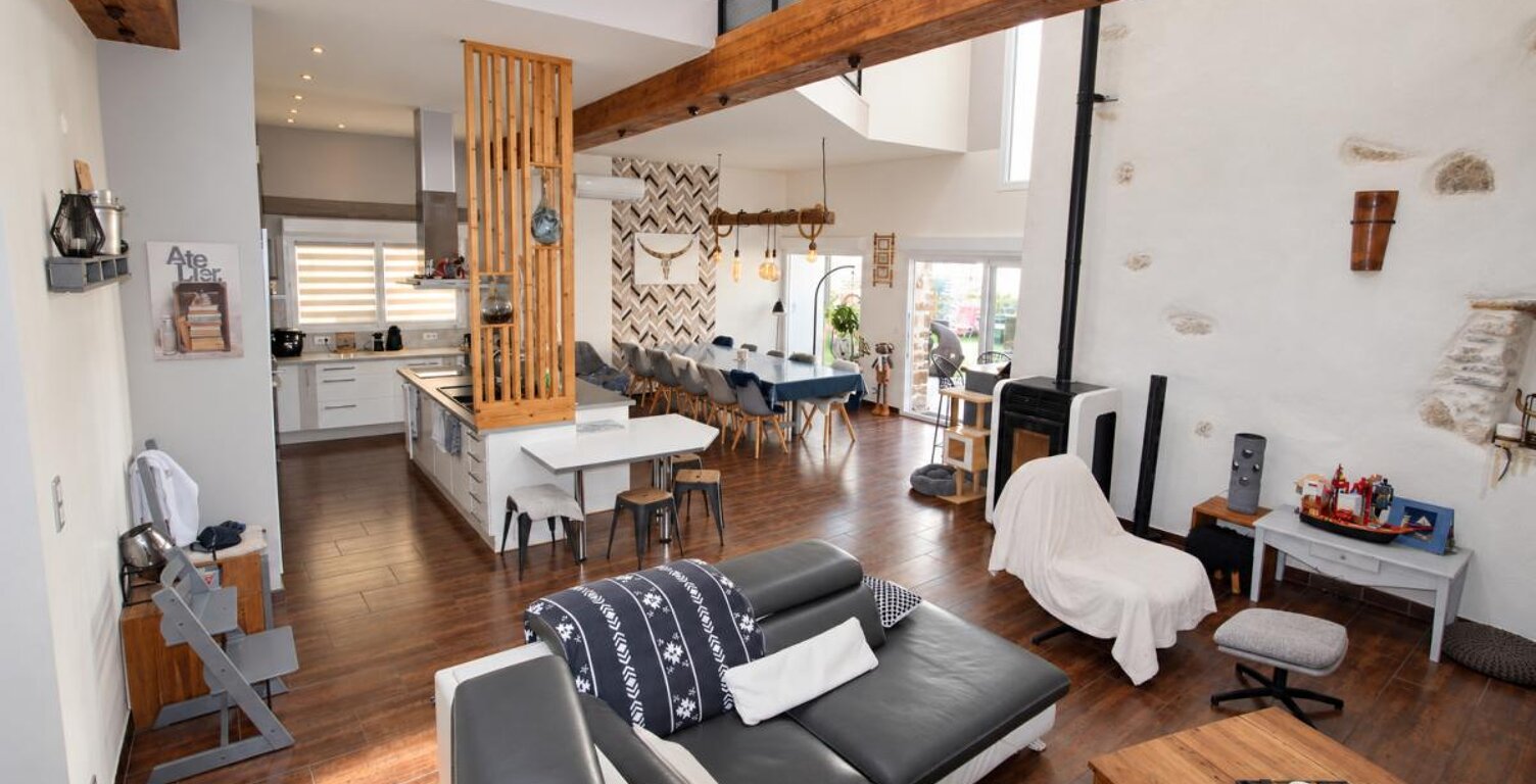 Trausse, au coeur du Minervois ? Maison esprit loft de 186 m² avec piscine et garage — photo 1