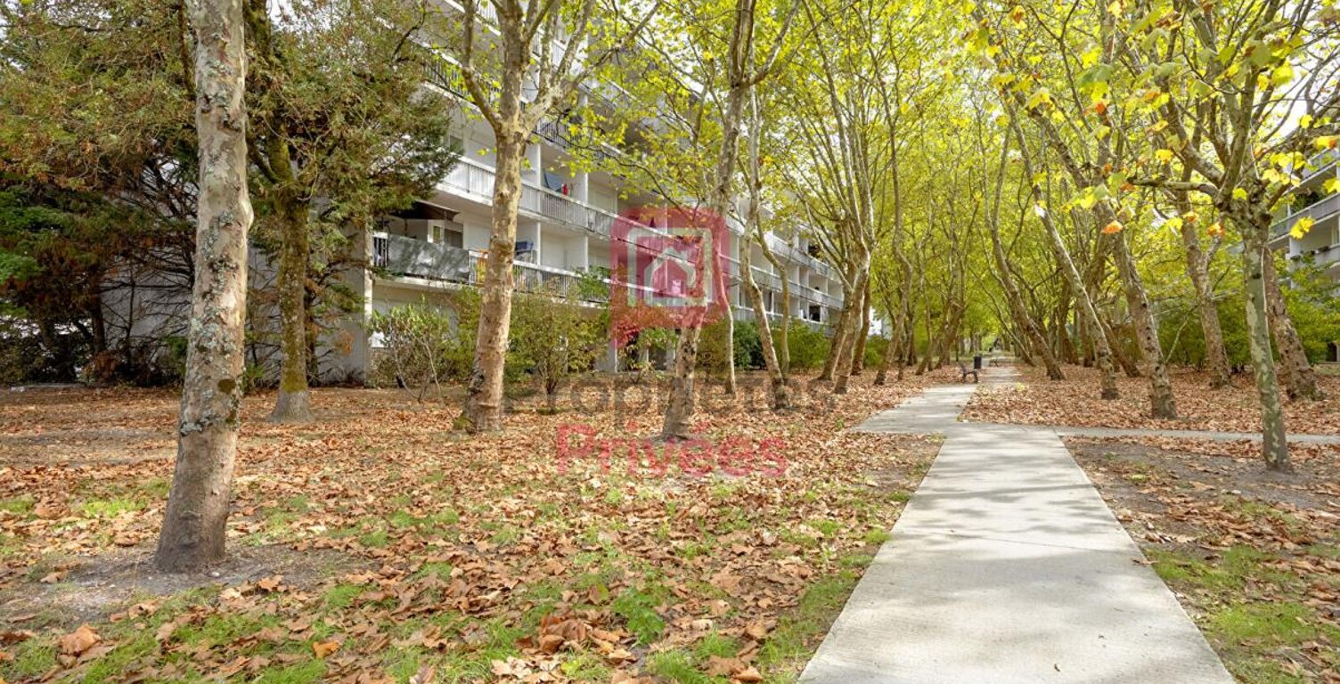 COUP DE COEUR - 4 PIÈCES RÉNOVÉ AVEC BALCON -77.87 m2 — photo 1