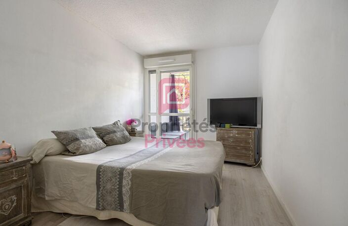 COUP DE COEUR - 4 PIÈCES RÉNOVÉ AVEC BALCON -77.87 m2 — photo 4