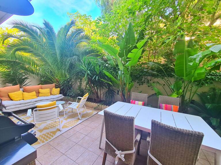Appartement T4 SANARY- A DEUX PAS DU PORT — photo 1