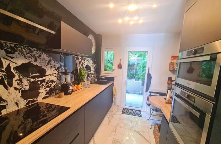 Appartement T4 SANARY- A DEUX PAS DU PORT — photo 5