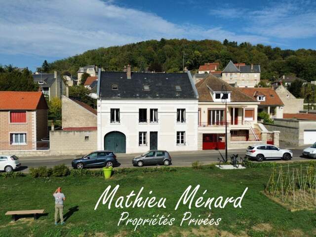 À proximité de Soissons - Maison de caractère de 214 m², jardin de 605 m², dépendances et vue sur l'Aisne — photo du bien