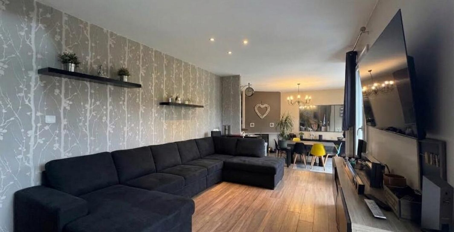 Maison de 137m2 avec 4 chambres , jardin et garage SAINS EN AMIENOIS (80) — photo 1