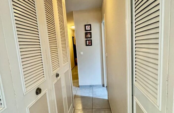 Maison de 137m2 avec 4 chambres , jardin et garage SAINS EN AMIENOIS (80) — photo 5