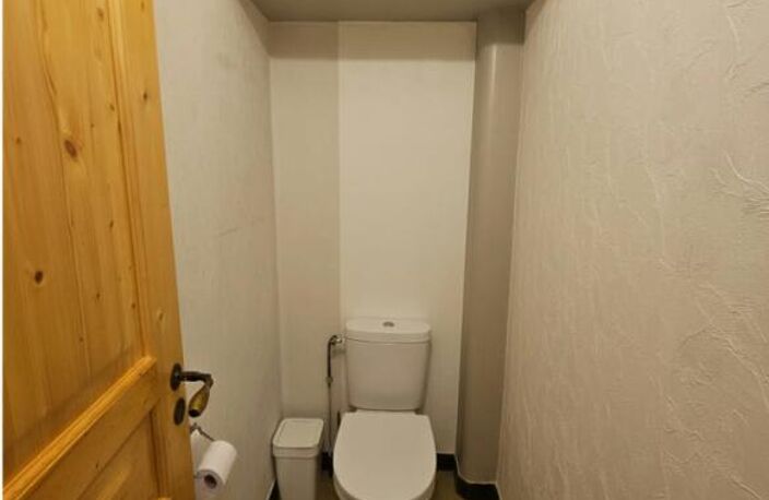 Firminy 42700 appartement T2 de 60,9m² habitables une chambre place de garage et cave — photo 5