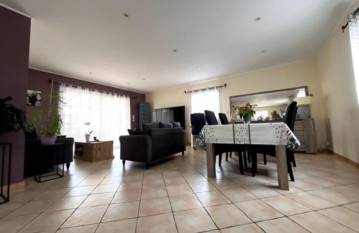 Magnifique villa de 130 m² sur un terrain 4 faces de 740 m² au fond d'une impasse calme — photo 5