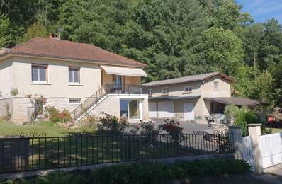Maison  7 pièces 142 m2 — photo du bien