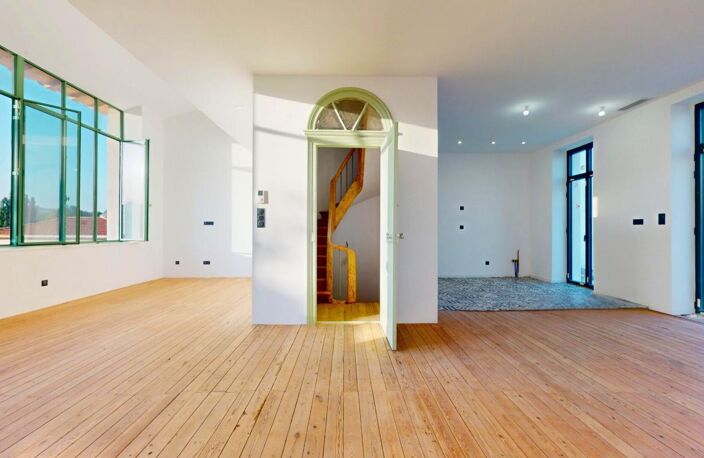 CARCASSONNE BELLEVUE | Une maison de ville qui porte bien son nom. Piscine, garage, 8 pièces 184.64 m2 — photo 4