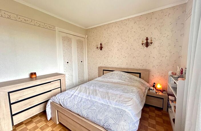 ROANNE Maison individuelle avec sous-sol complet sur terrain clos et arboré — photo 5