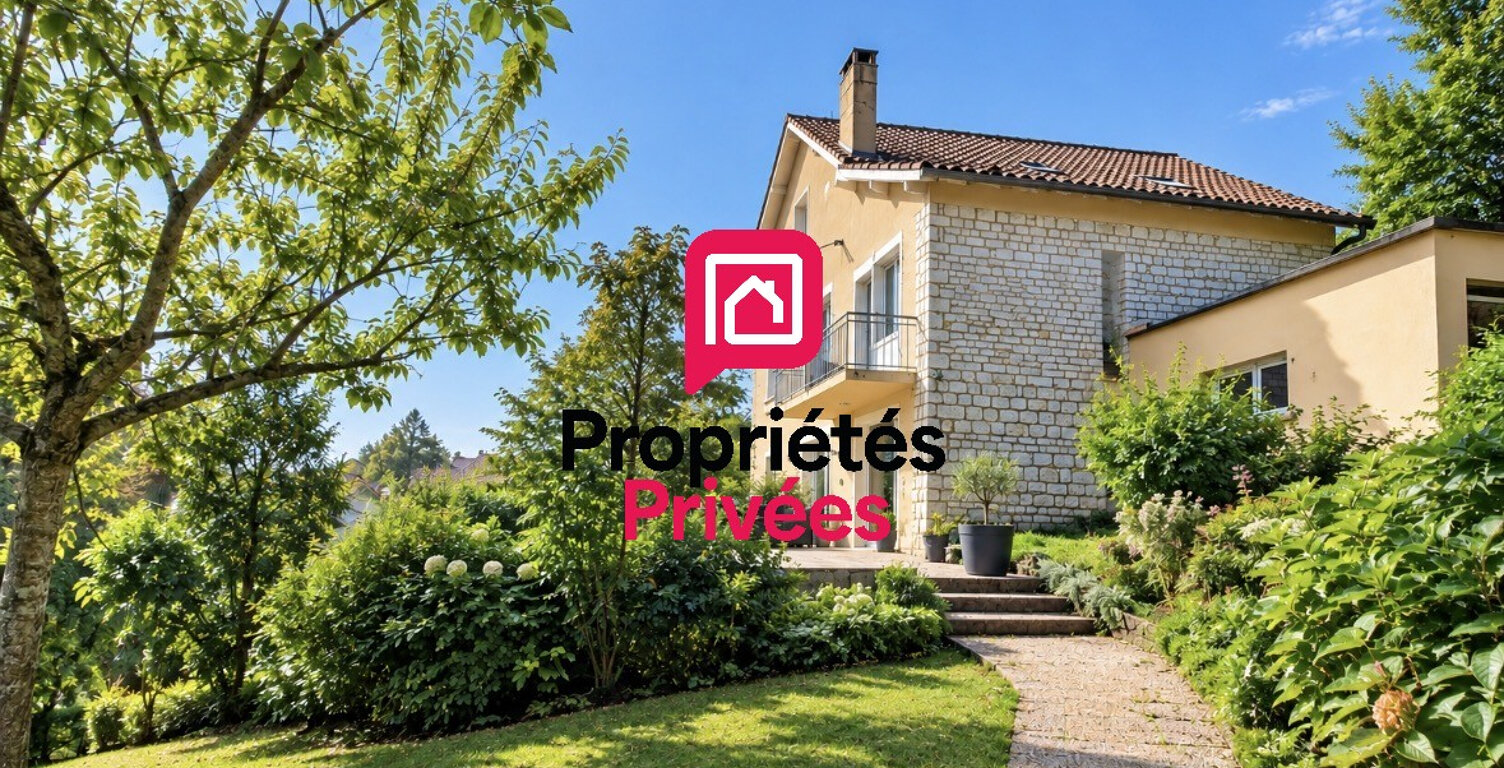 LOT - CAHORS - Maison familiale de 154m2 avec terrain arboré de plus de 2 600 m² et potentiel de division parcellaire — photo 1