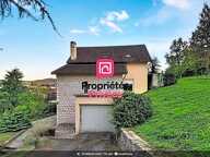 LOT - CAHORS - Maison familiale de 154m2 avec terrain arboré de plus de 2 600 m² et potentiel de division parcellaire — photo 2