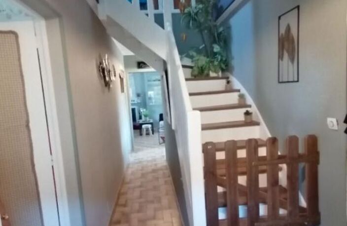 TRUN (61160) maison   5 pièces,  103  m2 environ,  4 chambres, 1 bureau  PRIX  146 000 honoraires 4,29% inclus à la charge de l'acquéreur, soit 140 000 hors honoraires — photo 3