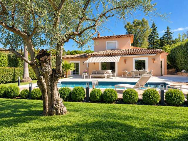 MOUGINS, très belle villa meublée à l'année — photo du bien