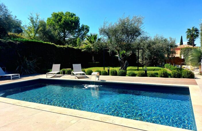 MOUGINS, très belle villa meublée à l'année — photo 2