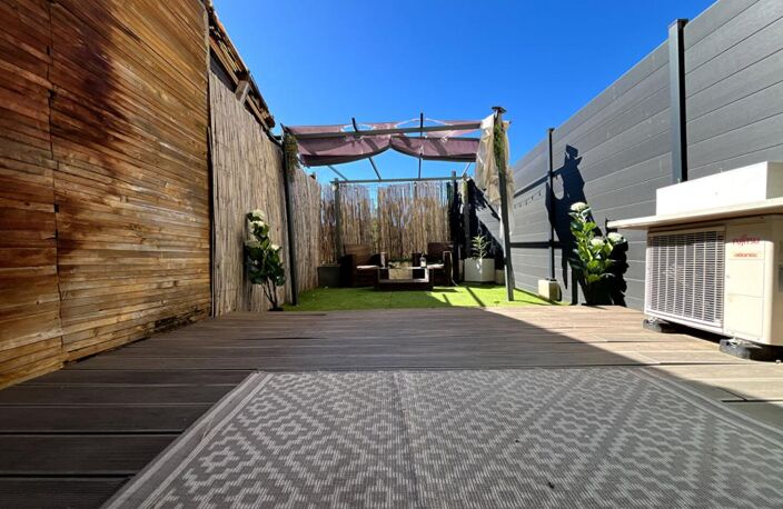 Magnifique appartement studio en rez-de-chaussée avec jardin et une place de stationnement à 200 m de la mer — photo 2