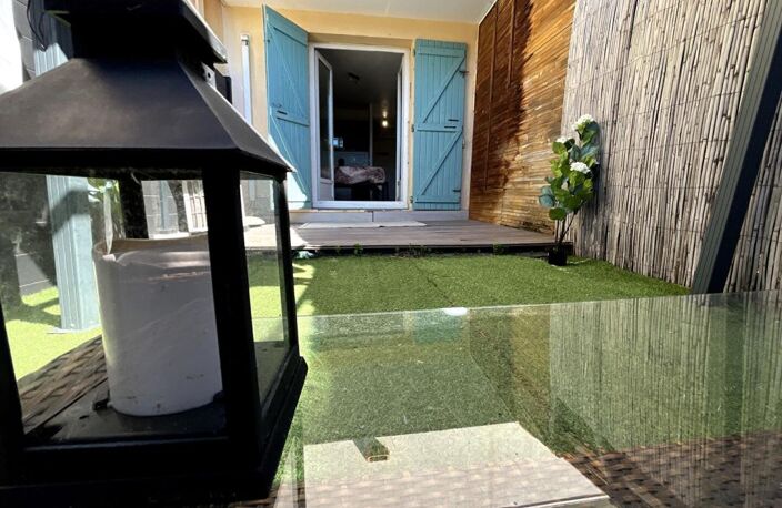 Magnifique appartement studio en rez-de-chaussée avec jardin et une place de stationnement à 200 m de la mer — photo 4
