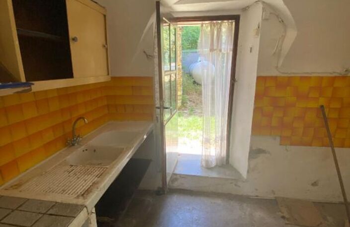 Grande Maison de village à Rénover — photo 3