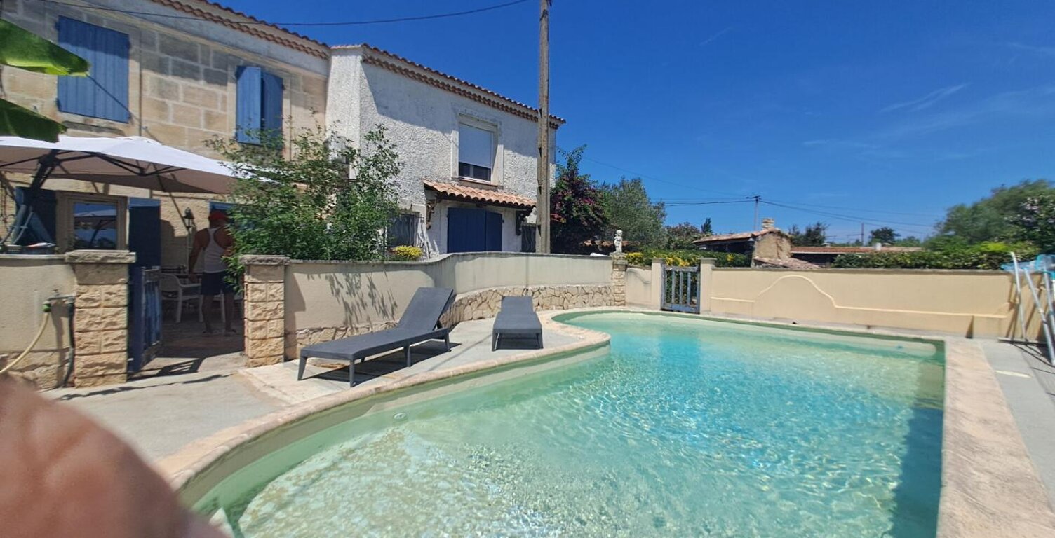 MAS PROVENCAL  Arles 5 pièce(s) 164 m2 — photo 1