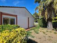 Maison de plain-pied de plus de 100 m² sur parcelle de 609 m² avec garage à Saint-Cyprien — photo 4