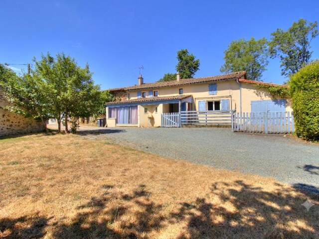 Maison Verruyes 6 pièce(s) 129 m2 — photo du bien